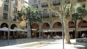 Plaça_de_les_Patates,_antiga_plaça_del_Gra_(Figueres)