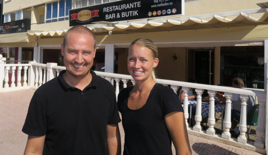 caroline-og-oskar-ute