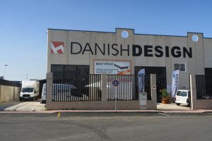 Danish Design har holdt til i de samme lokalene på over 1600 kvadratmeter i Torrevieja siden 2007. Firmaet har også en butikk i Albir.