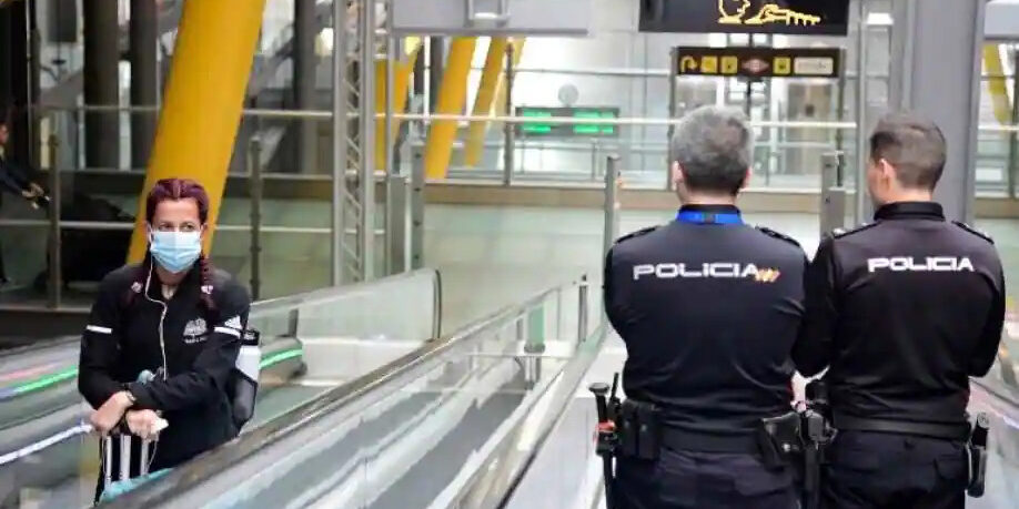 Spanish police airport