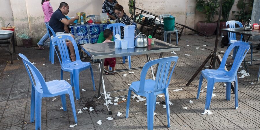 litter restaurant