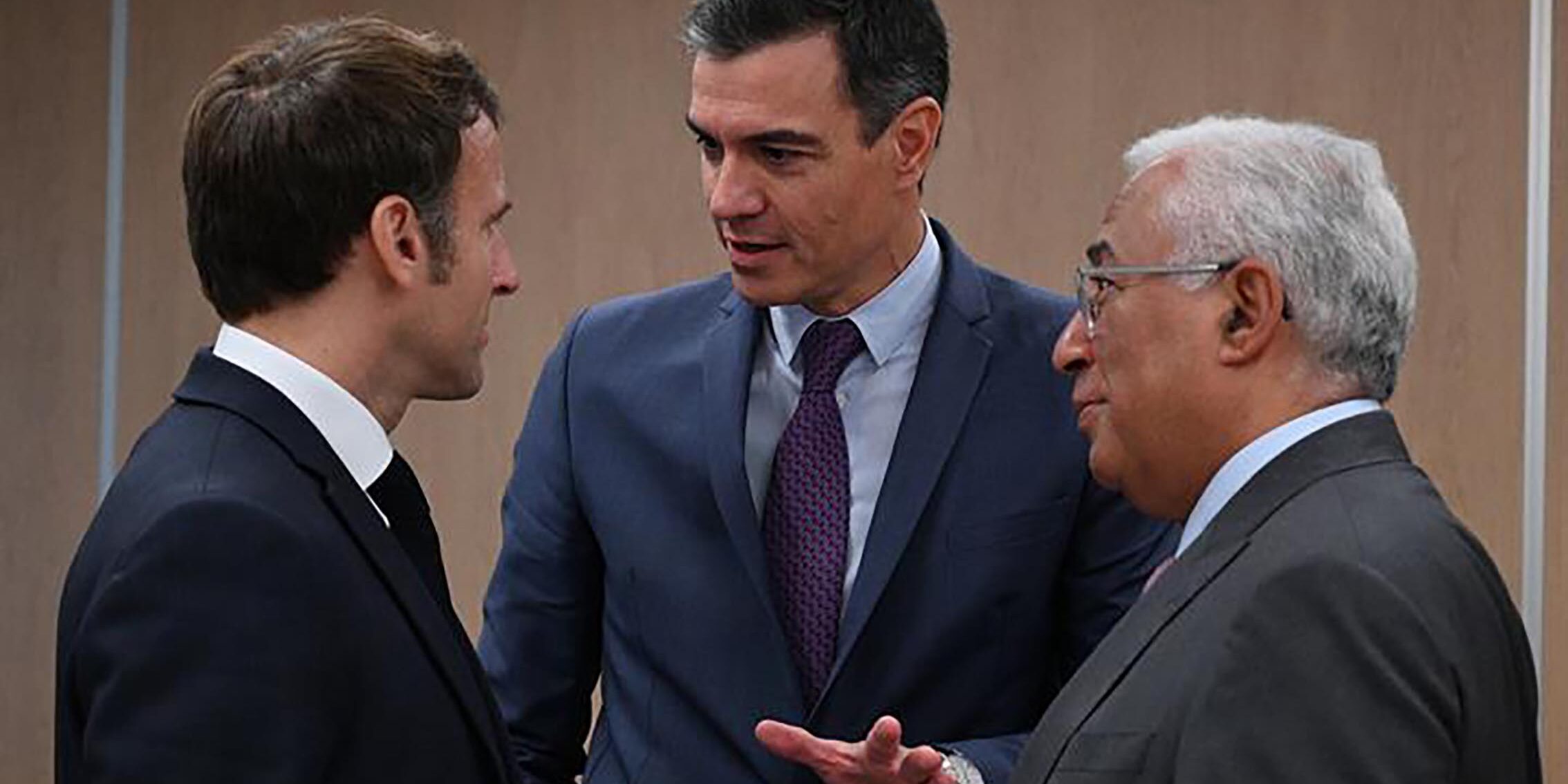 201022-sanchez-macron-costa2