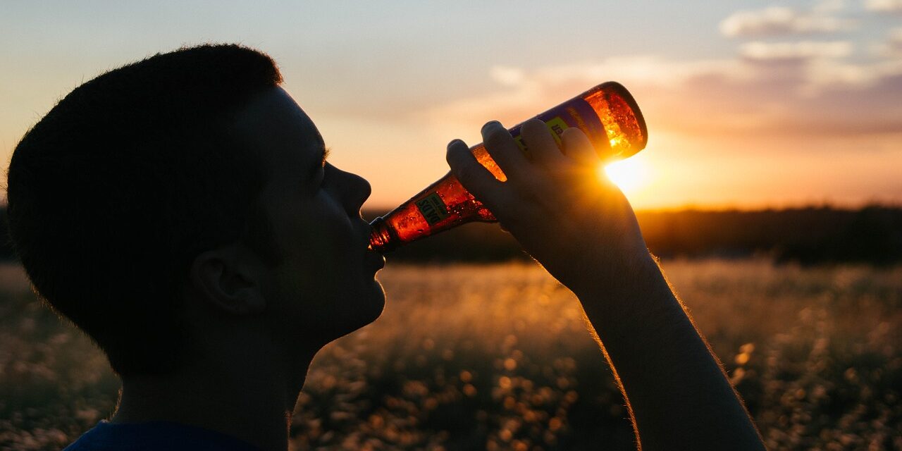 drinking-925288_1280