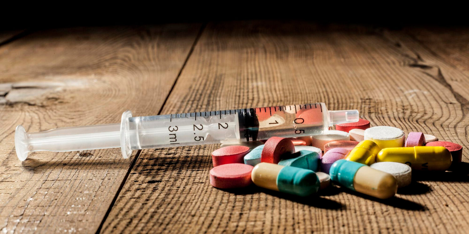 syringe-pills