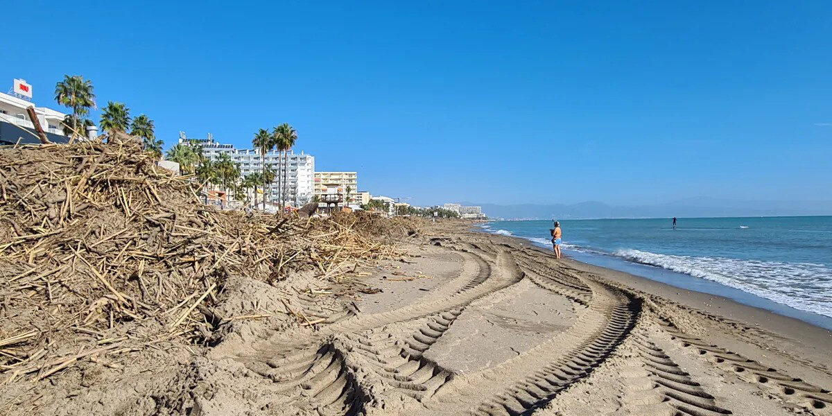 Torremolinosstorm-ezgif.com-webp-to-jpg-converter